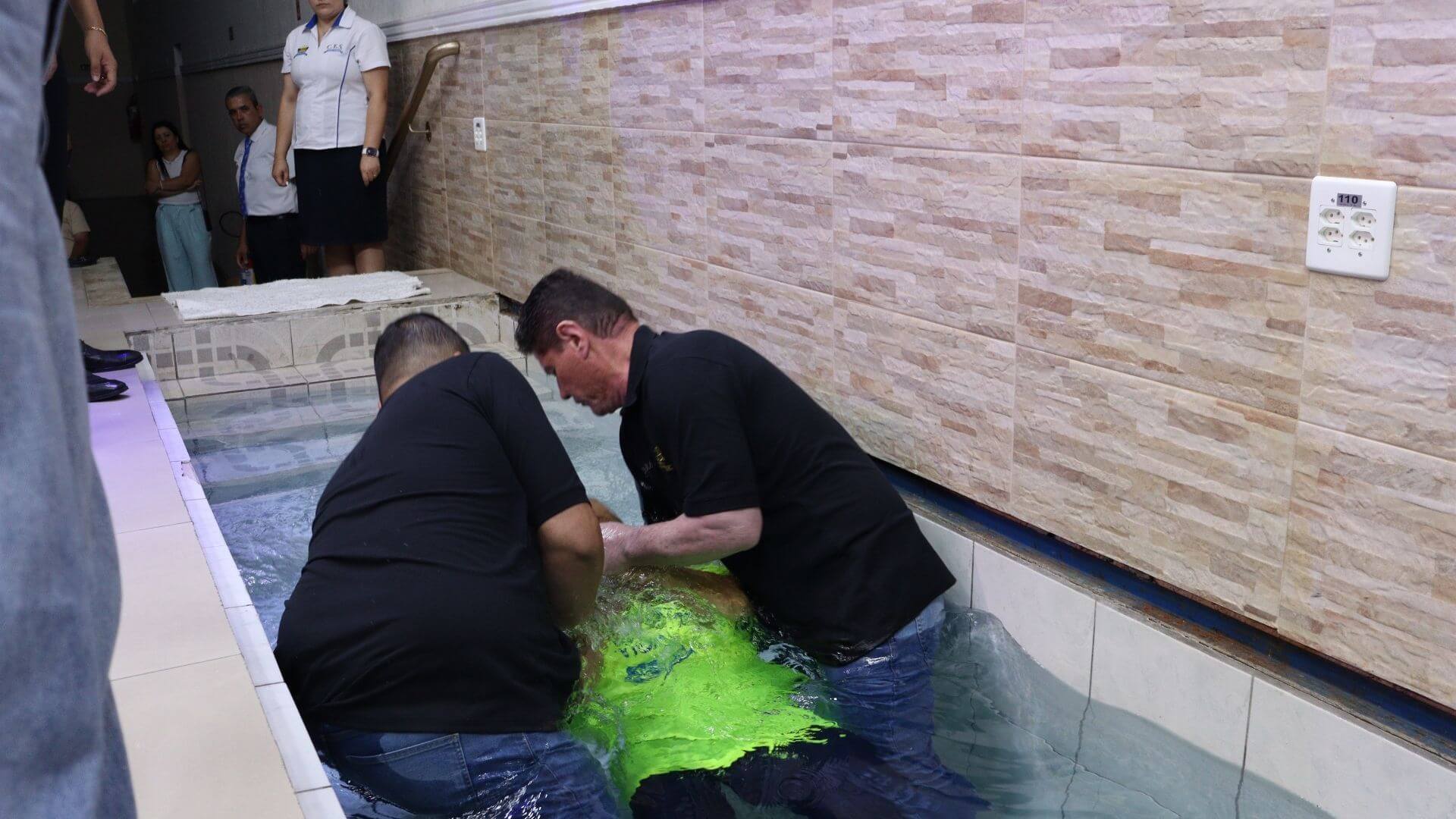 Celebração com a igreja